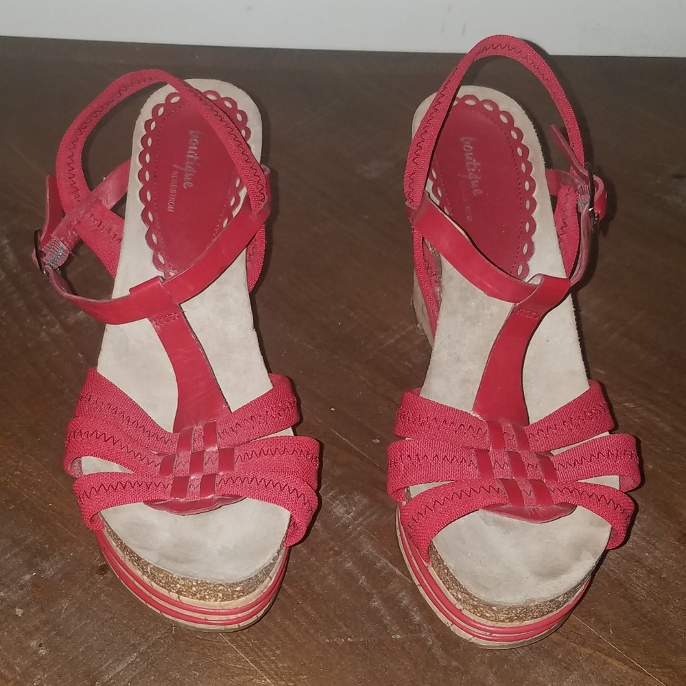 Nordstrom Women's red boutique size 6.5m